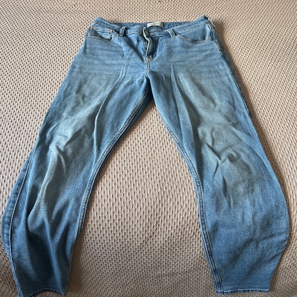 Abercrombie and fitch jeans - Picture 3 of 3